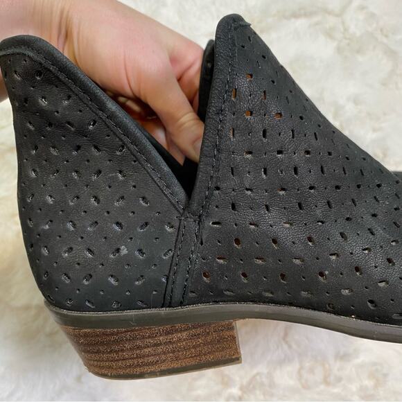 Lucky Brand Baley Perforated Ankle Booties Black Leather Size 9.5 Womens - Picture 6 of 11